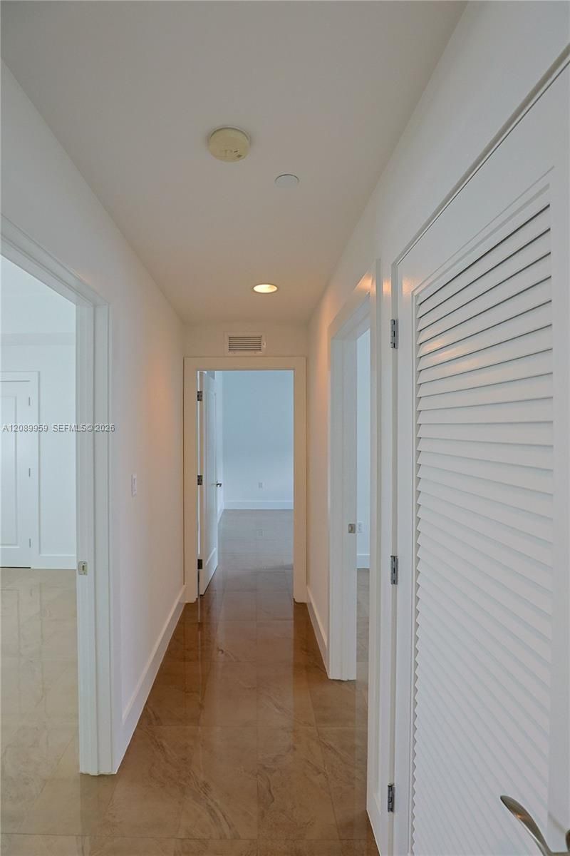 7520 SW 59th Pl, Unit 4D, South Miami, FL 33143 Photo