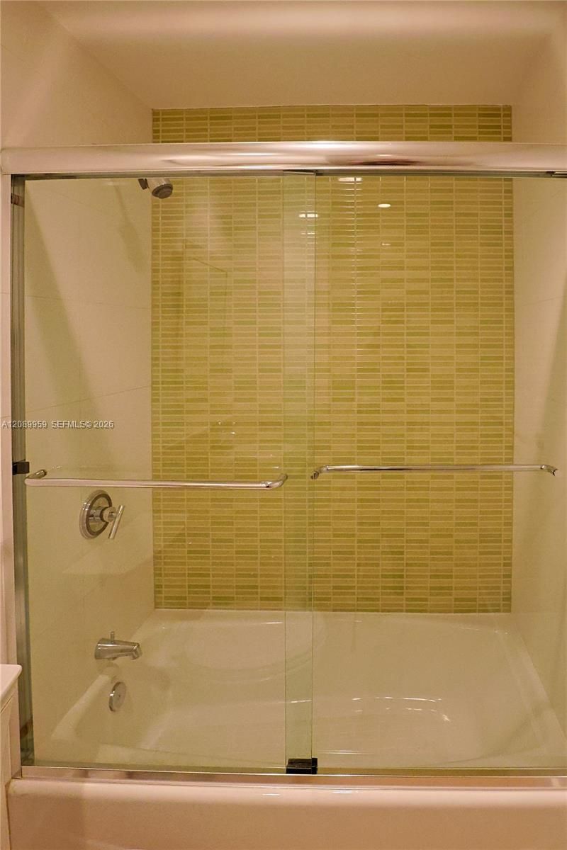 7520 SW 59th Pl, Unit 4D, South Miami, FL 33143 Photo