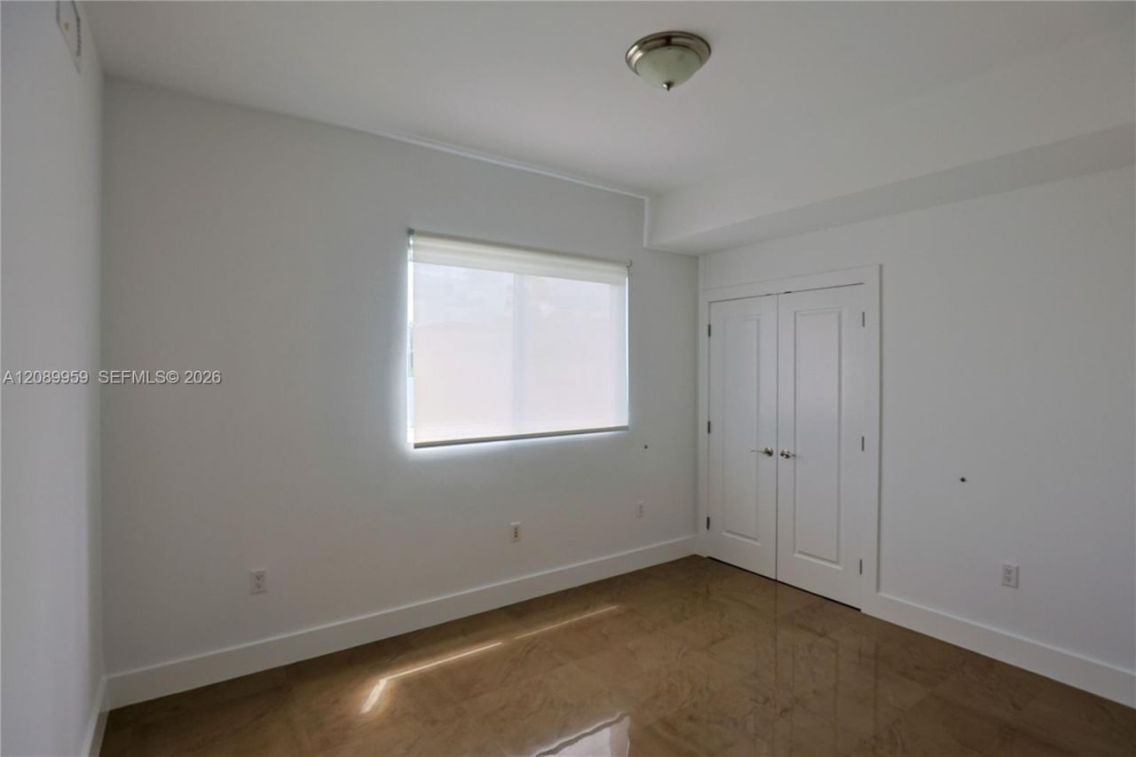 7520 SW 59th Pl, Unit 4D, South Miami, FL 33143 Photo
