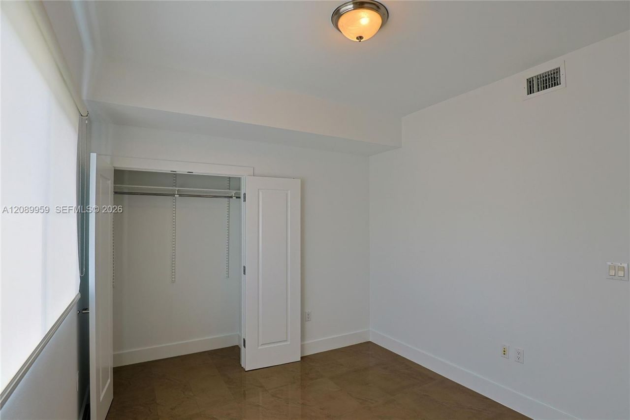 7520 SW 59th Pl, Unit 4D, South Miami, FL 33143 Photo