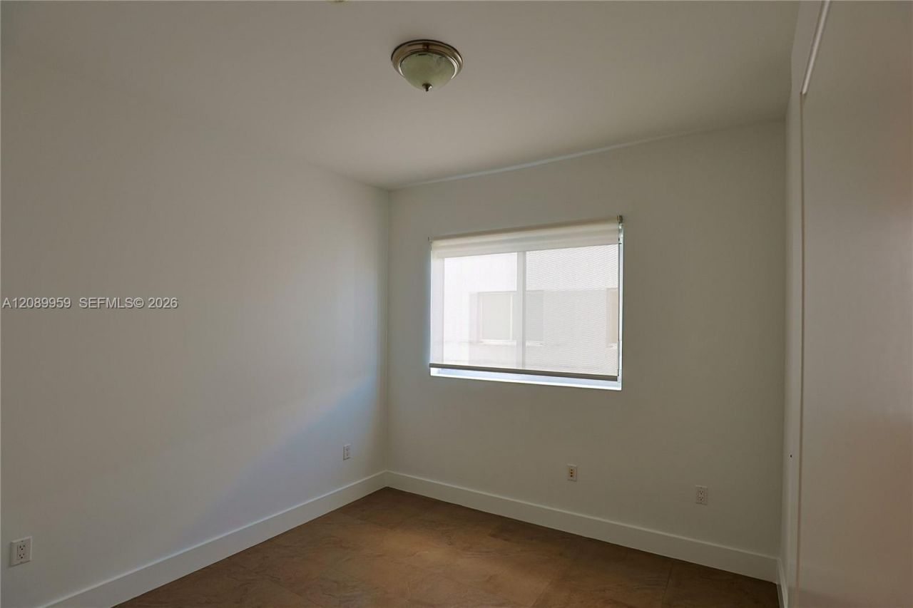 7520 SW 59th Pl, Unit 4D, South Miami, FL 33143 Photo