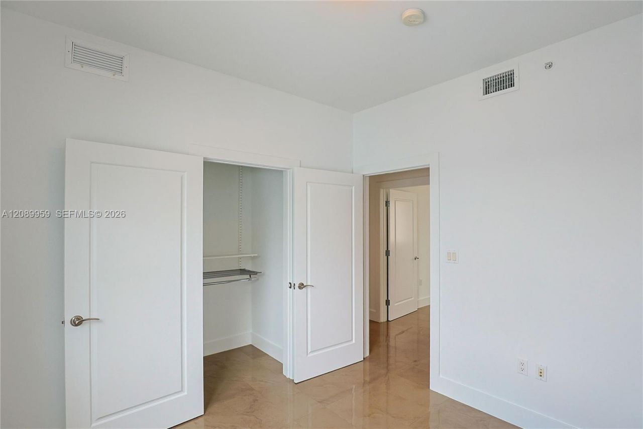 7520 SW 59th Pl, Unit 4D, South Miami, FL 33143 Photo
