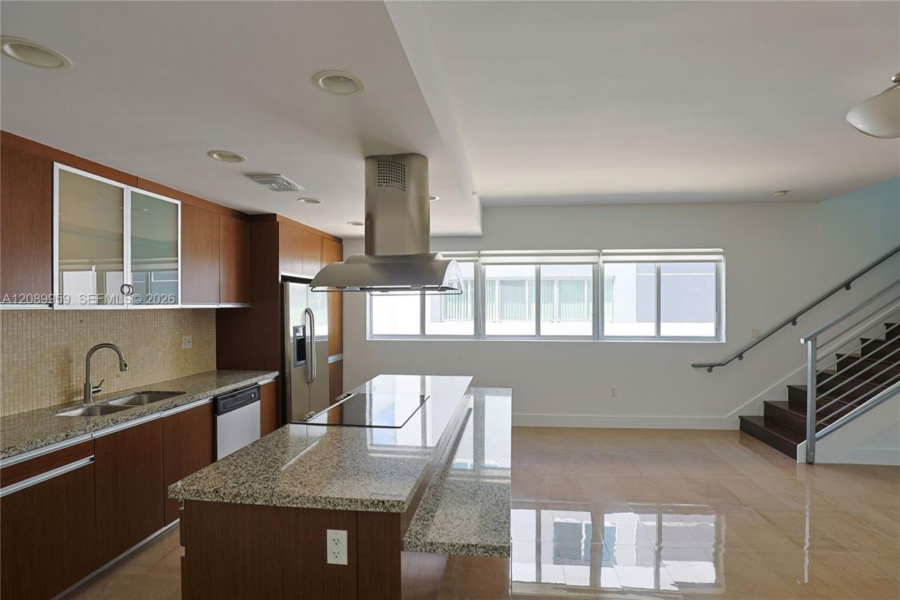 7520 SW 59th Pl, Unit 4D, South Miami, FL 33143 Photo