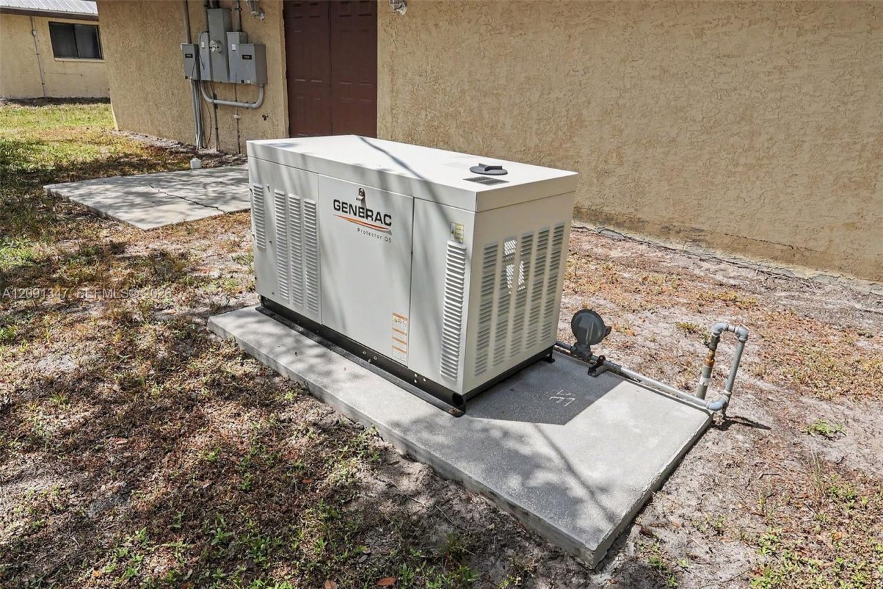 151 S Missouri St , La Belle, FL 33935 Photo