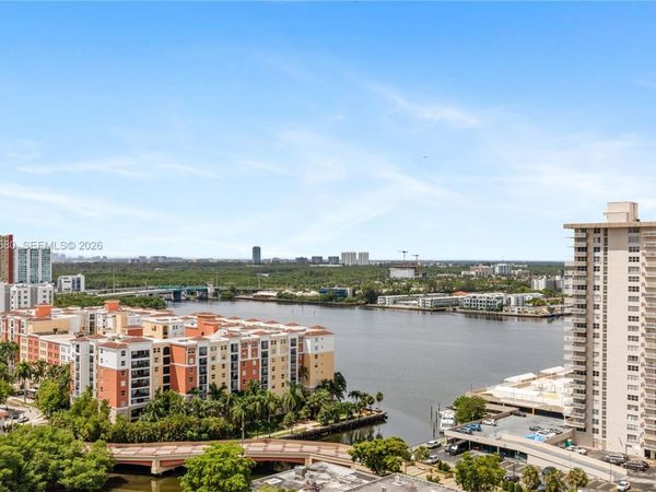 231 174th St , Unit 2106, Sunny Isles Beach, FL 33160