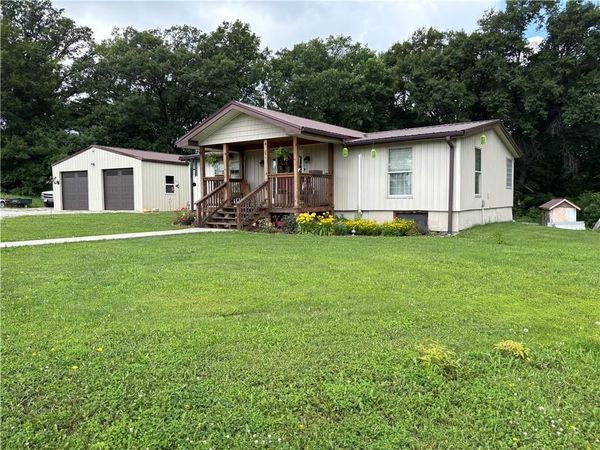 17800 115th Road, Edgerton, MO 64444