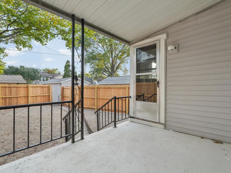 335 E Weber Road, Columbus, OH 43202 Photo 32