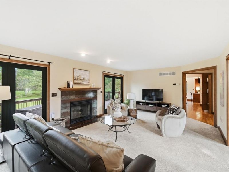 7313 Ridge Meadow Court, West Chester, OH 45069 Photo 12