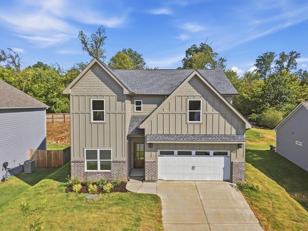 8388 Snowdrop Way, Ooltewah, TN 37363