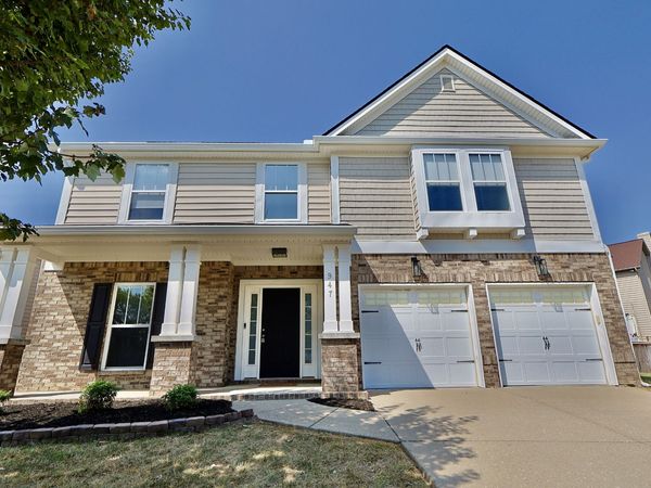 947 Legacy Park Rd, Mount Juliet, TN 37122