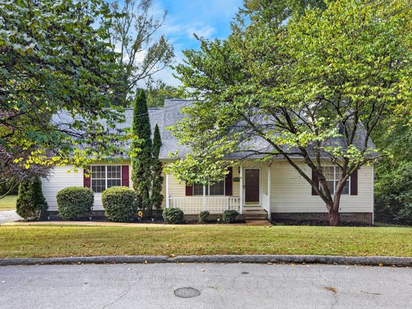 6233 Celtic Drive, Chattanooga, TN 37416