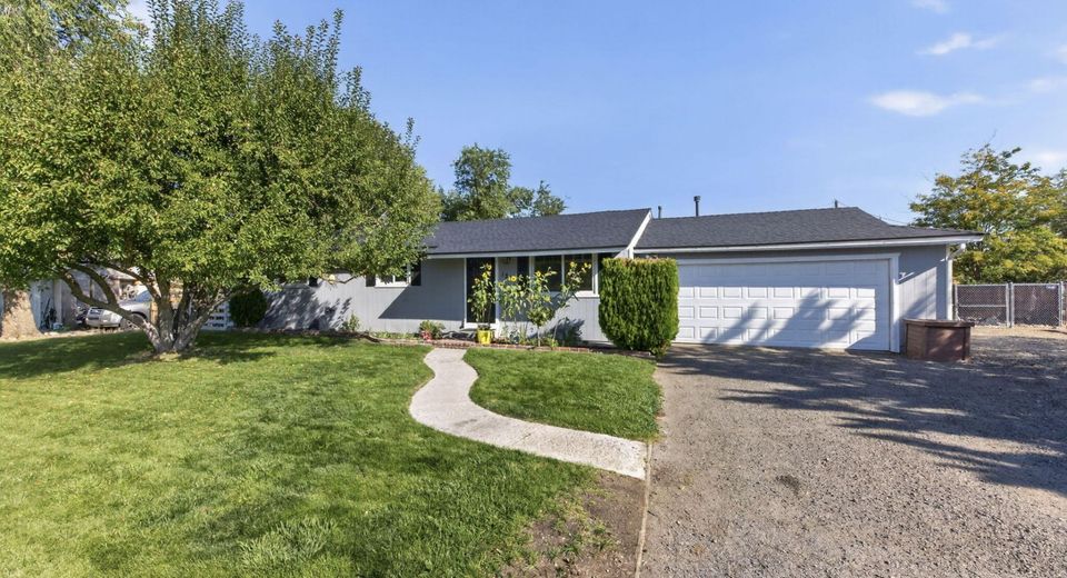 1308 Muir Drive, Gardnerville, NV 89460 Photo