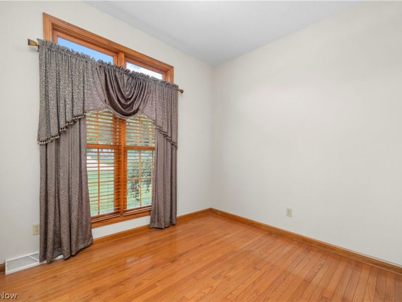 5317 Middlebury Court, Sheffield Village, OH 44054 Photo 8