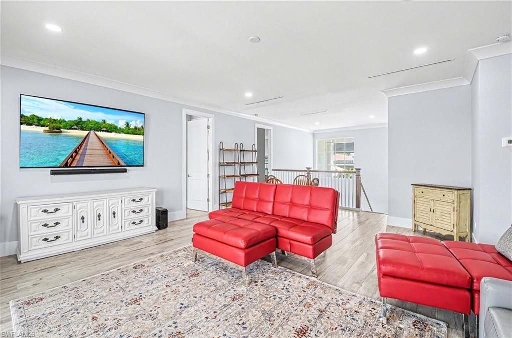 62 Dolphin Cir , Naples, FL 34113 Photo