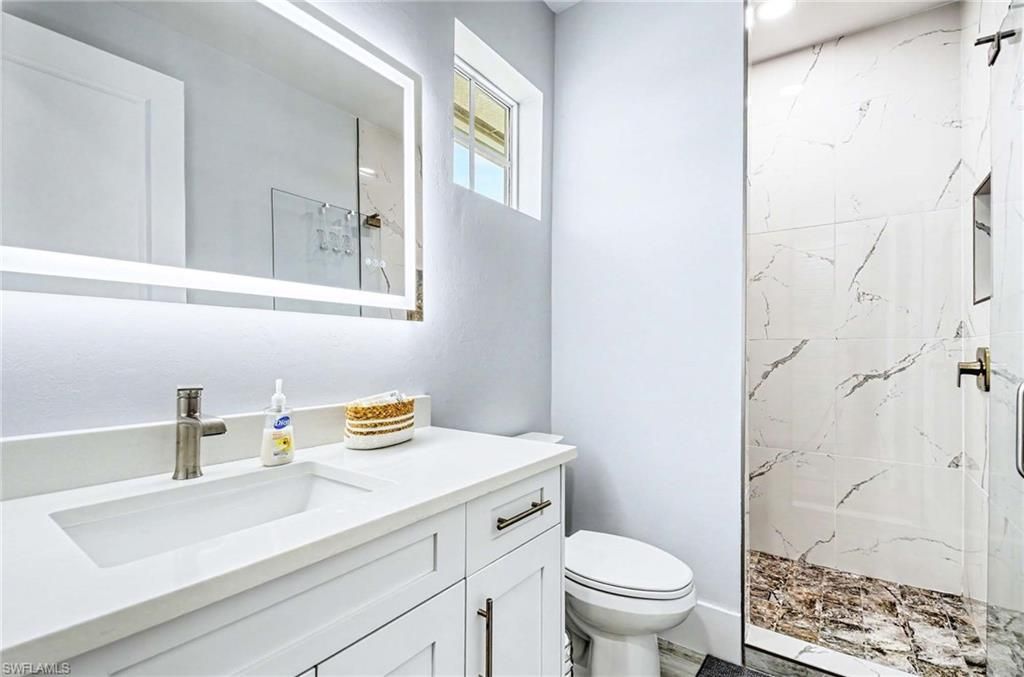 62 Dolphin Cir , Naples, FL 34113 Photo