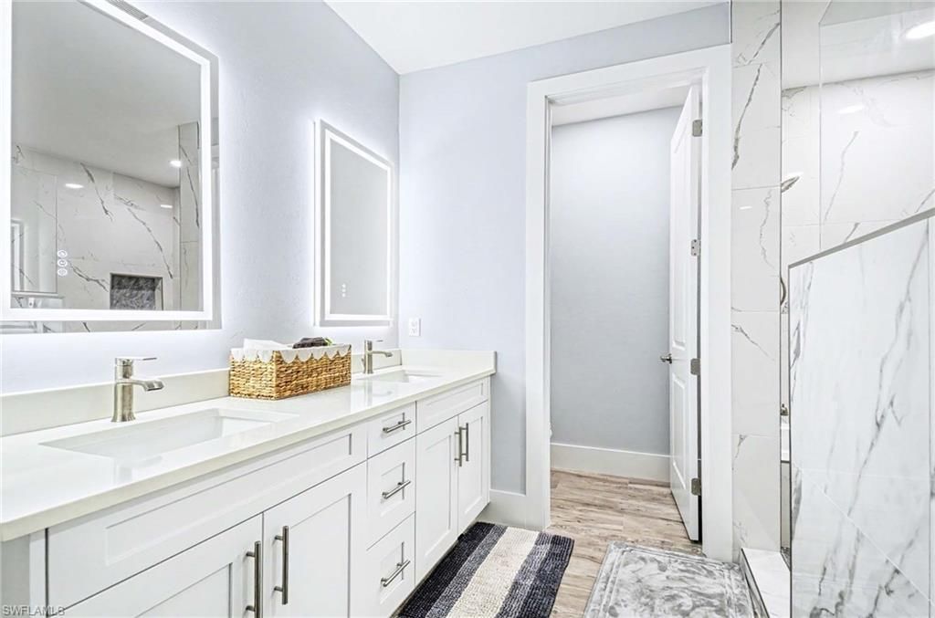 62 Dolphin Cir , Naples, FL 34113 Photo