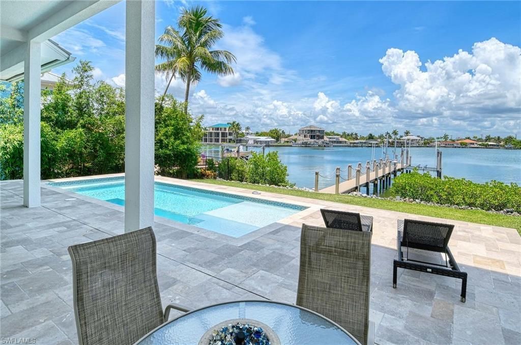62 Dolphin Cir , Naples, FL 34113 Photo