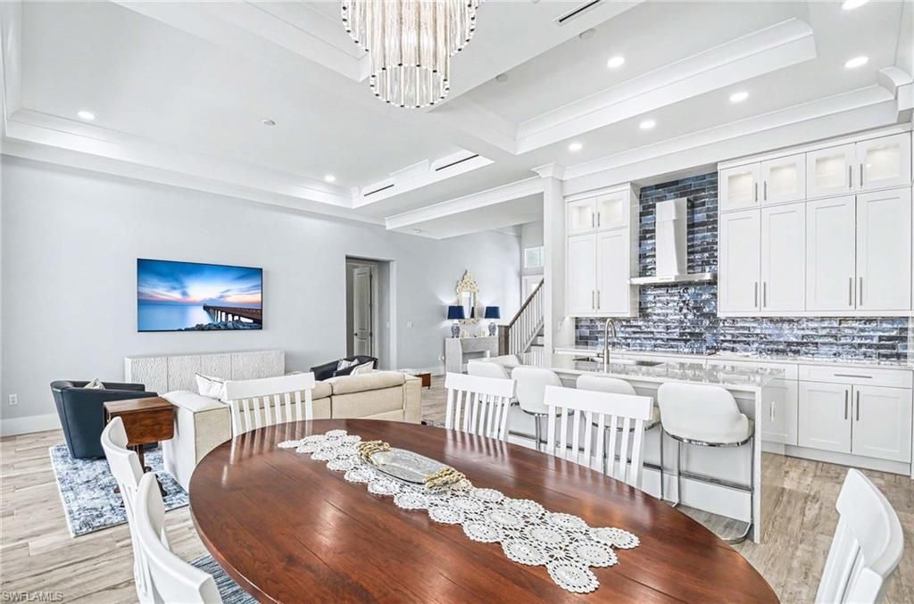 62 Dolphin Cir , Naples, FL 34113 Photo