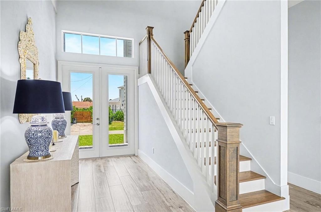62 Dolphin Cir , Naples, FL 34113 Photo