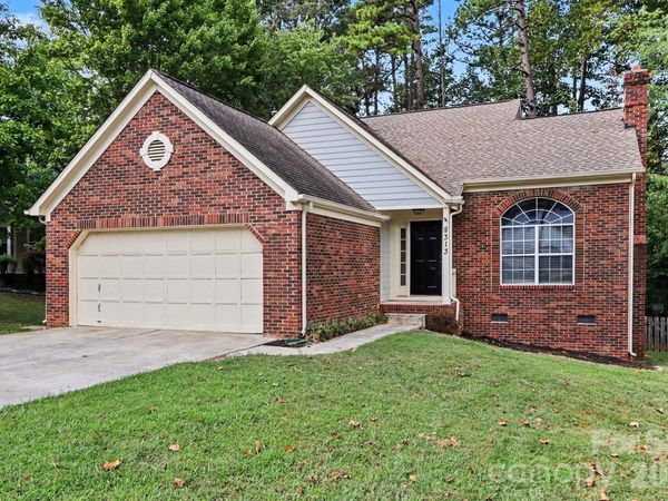 8313 Belstead Brook Court, Charlotte, NC 28216
