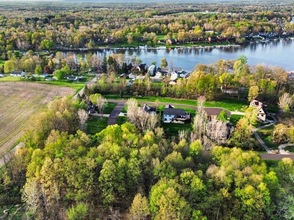 8655 Heron Court, Watervliet, MI 49098