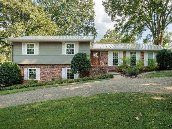 607 Pickwick St, Sheffield, AL 35660