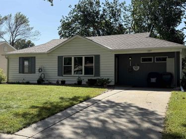 2935 S 35th Street, Lincoln, NE 68506