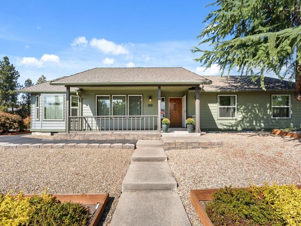 2515 Siskiyou, Medford, OR 97504
