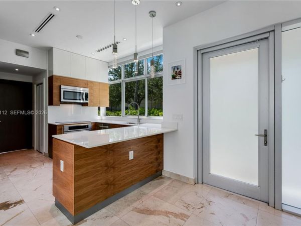 548 Fernwood Rd , Unit 548, Key Biscayne, FL 33149