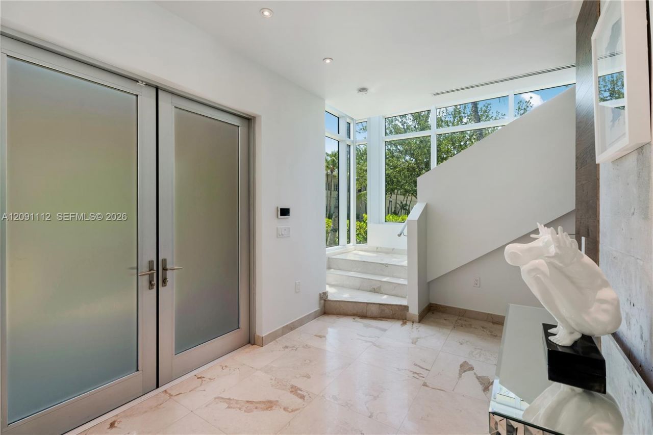 548 Fernwood Rd , Unit 548, Key Biscayne, FL 33149 Photo