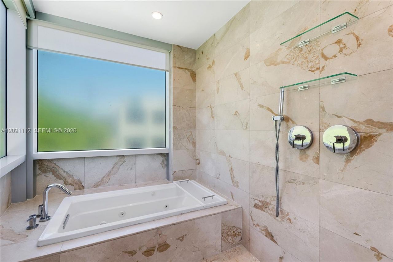 548 Fernwood Rd , Unit 548, Key Biscayne, FL 33149 Photo