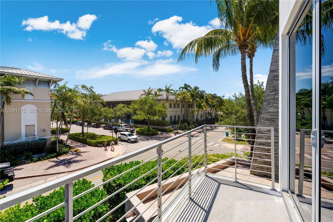 548 Fernwood Rd , Unit 548, Key Biscayne, FL 33149 Photo