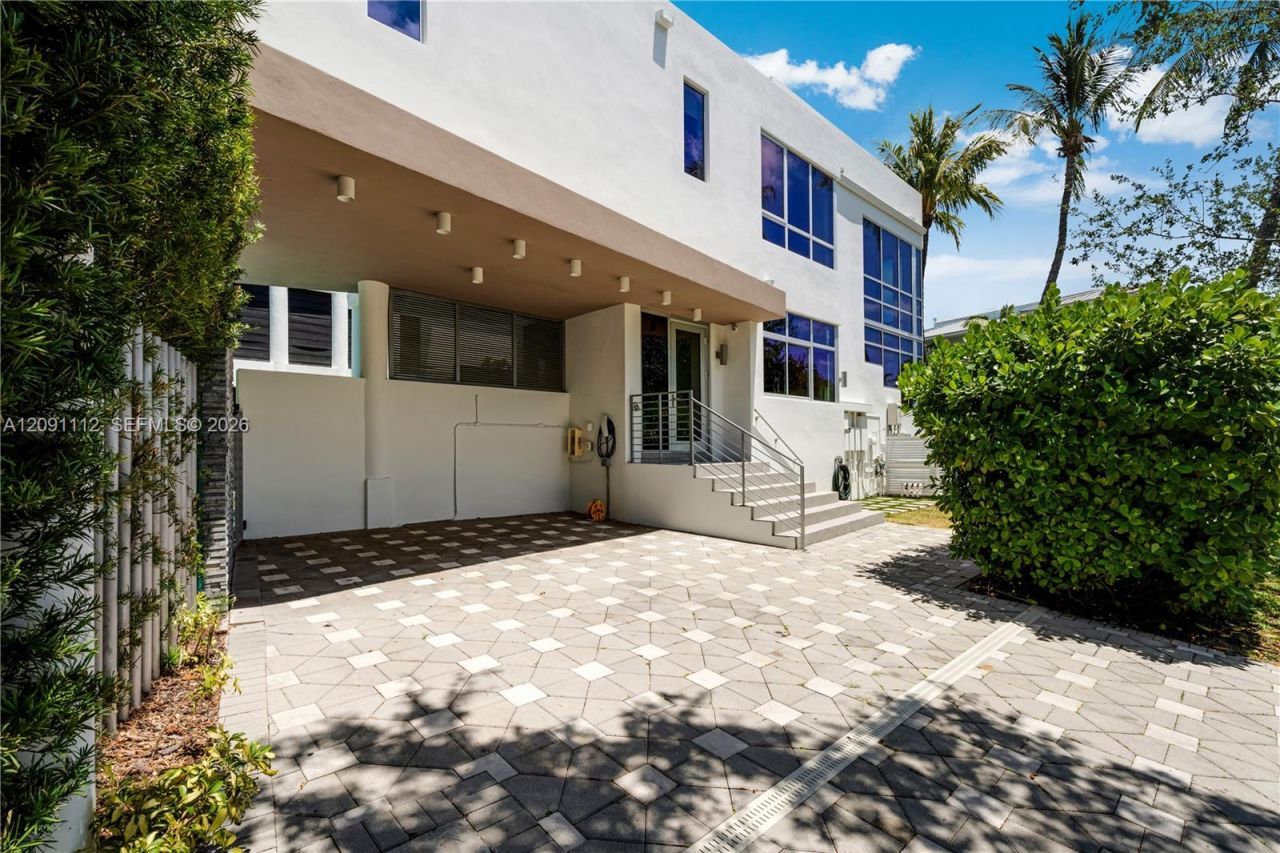 548 Fernwood Rd , Unit 548, Key Biscayne, FL 33149 Photo