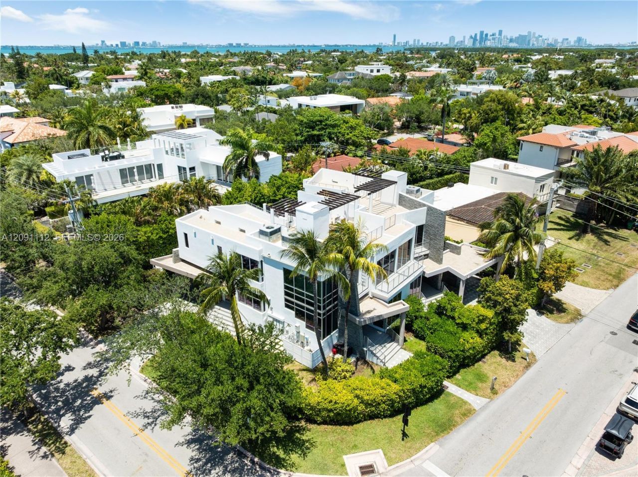 548 Fernwood Rd , Unit 548, Key Biscayne, FL 33149 Photo
