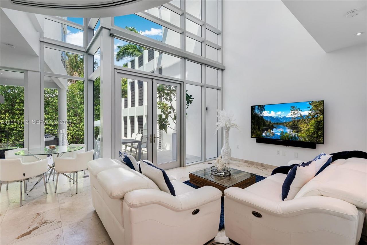 548 Fernwood Rd , Unit 548, Key Biscayne, FL 33149 Photo