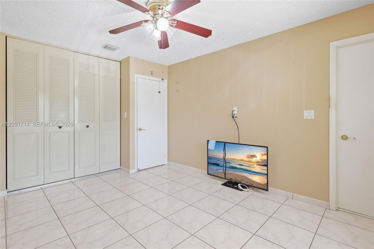7200 SW 132nd Ave , Miami, FL 33183 Photo