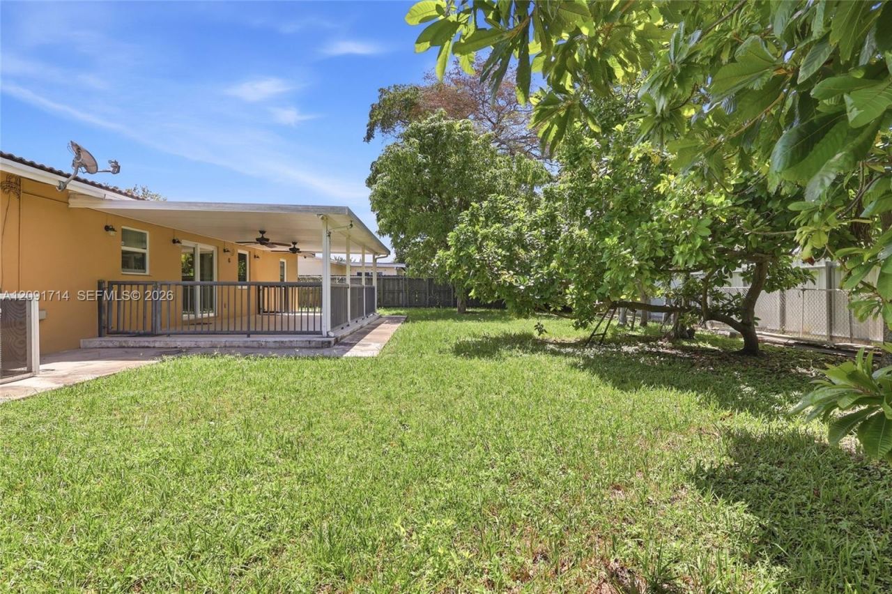 7200 SW 132nd Ave , Miami, FL 33183 Photo