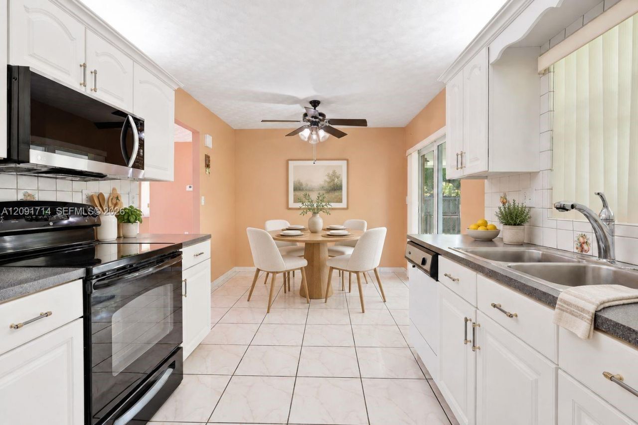 7200 SW 132nd Ave , Miami, FL 33183 Photo