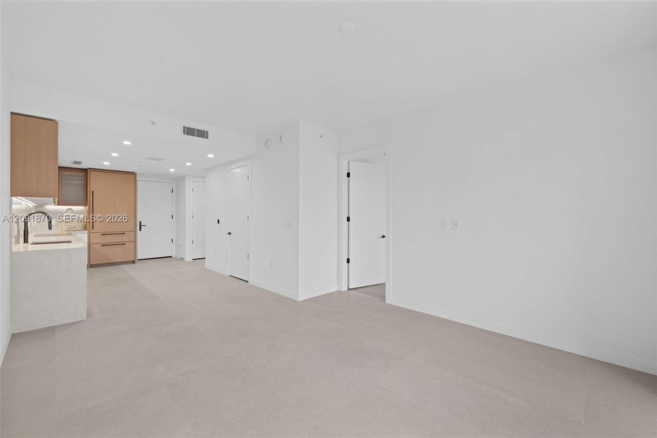 2200 Brickell Ave, Unit 206, Miami, FL 33129 Photo