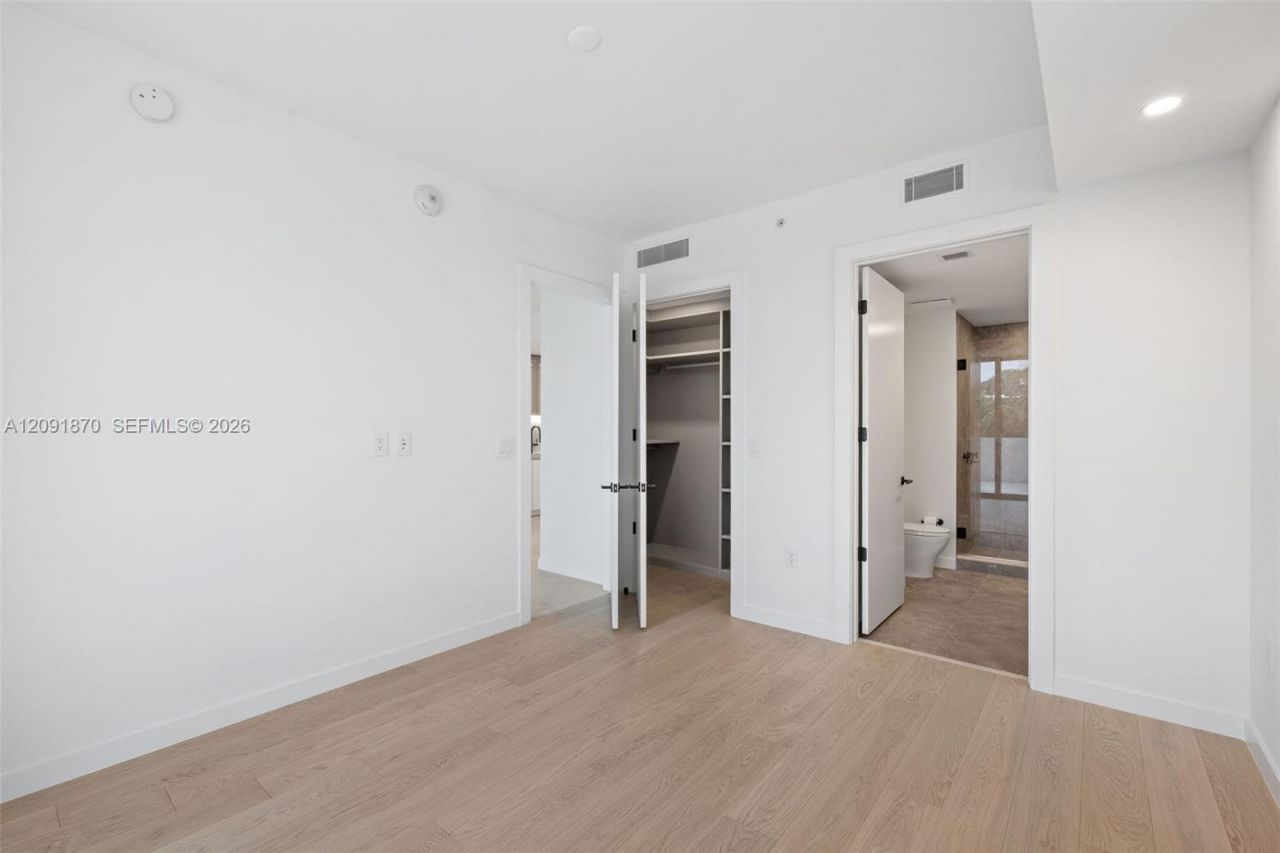 2200 Brickell Ave, Unit 206, Miami, FL 33129 Photo