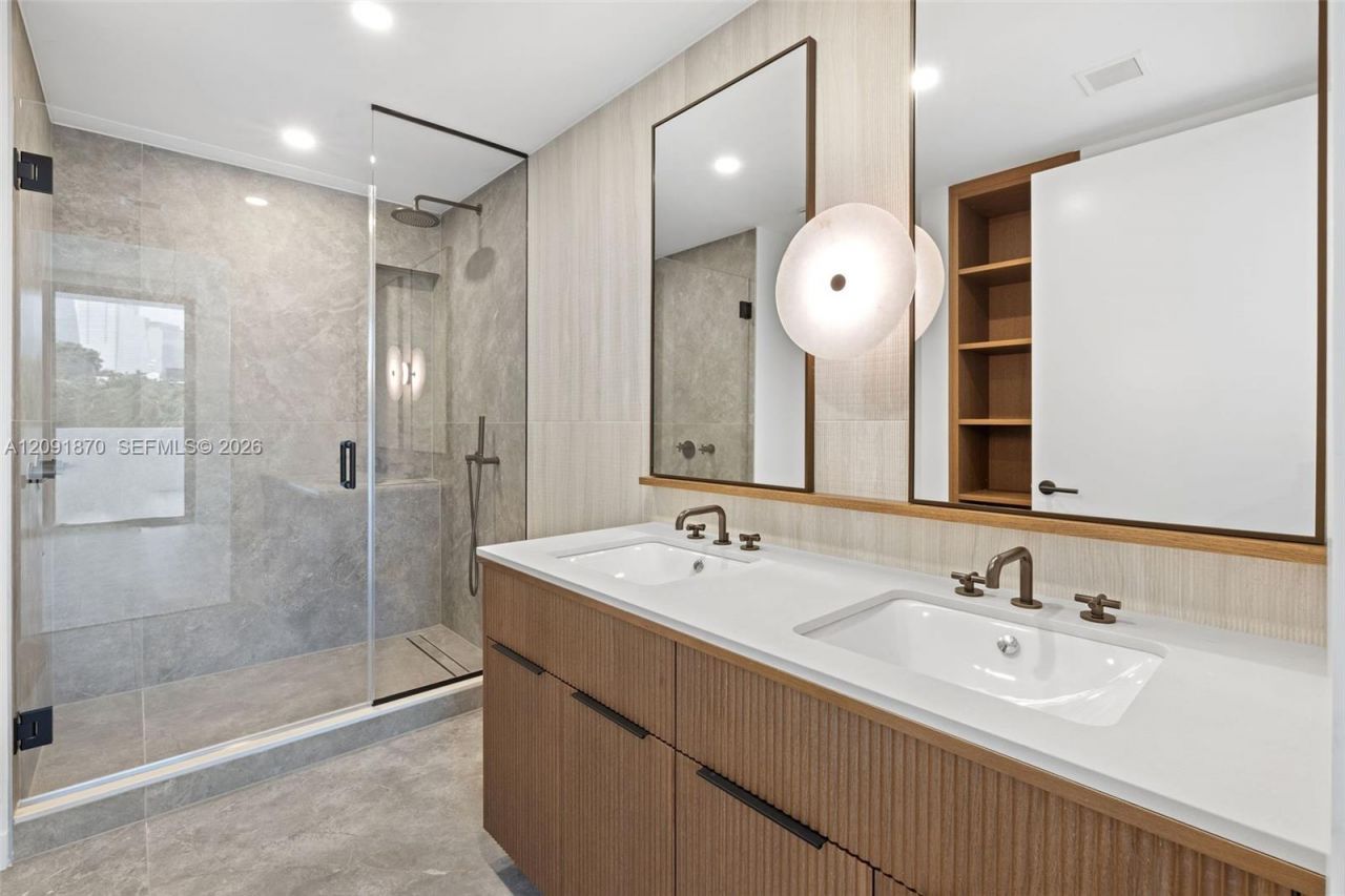 2200 Brickell Ave, Unit 206, Miami, FL 33129 Photo