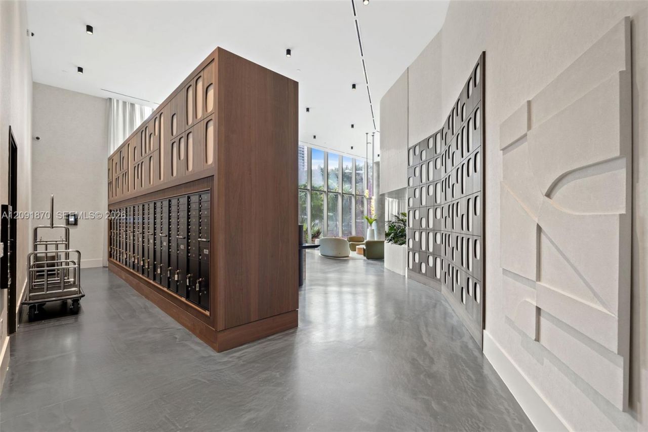 2200 Brickell Ave, Unit 206, Miami, FL 33129 Photo