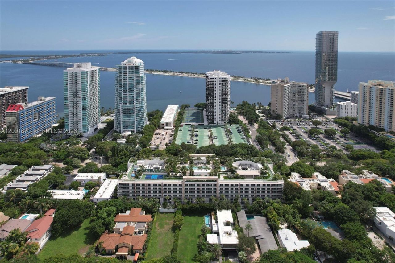 2200 Brickell Ave, Unit 206, Miami, FL 33129 Photo