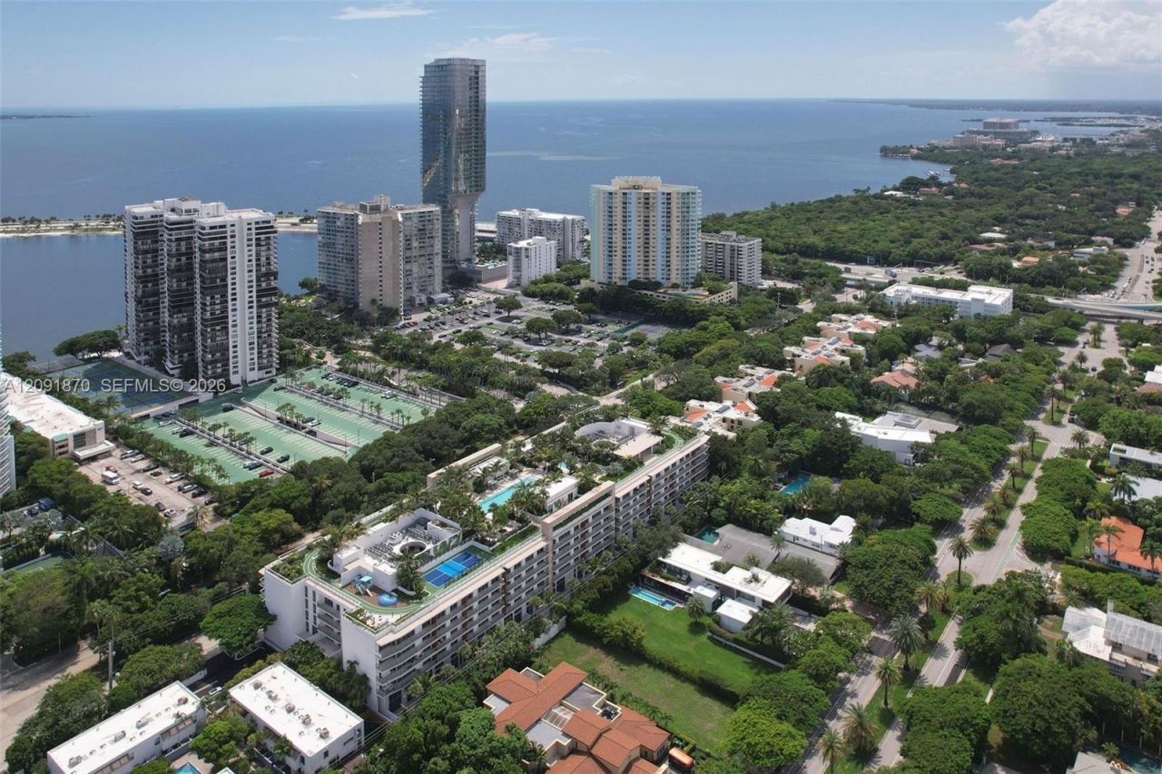 2200 Brickell Ave, Unit 206, Miami, FL 33129 Photo