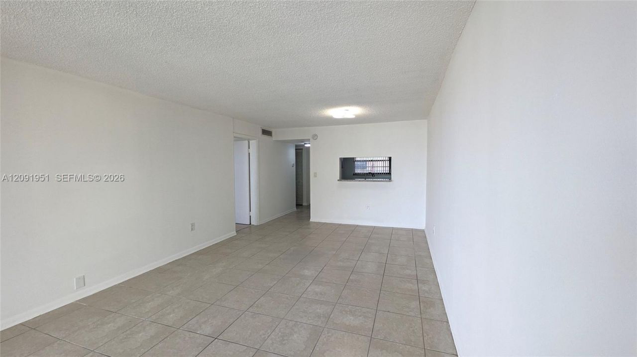 10865 SW 112th Ave , Unit 312, Miami, FL 33176 Photo