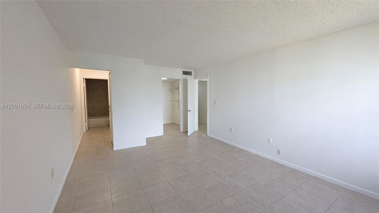 10865 SW 112th Ave , Unit 312, Miami, FL 33176 Photo