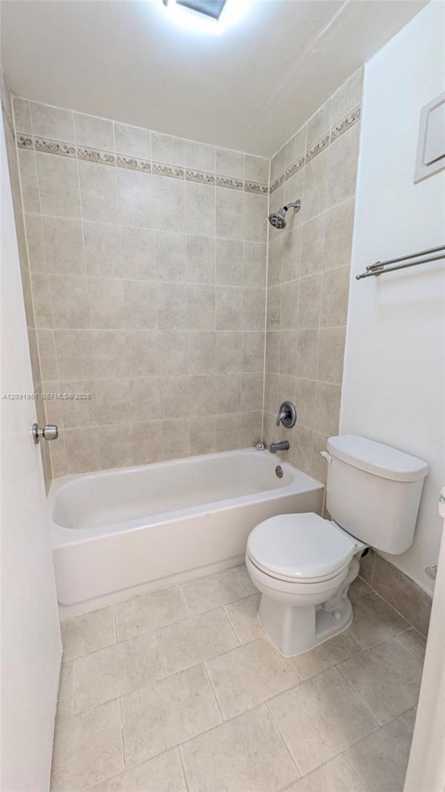 10865 SW 112th Ave , Unit 312, Miami, FL 33176 Photo