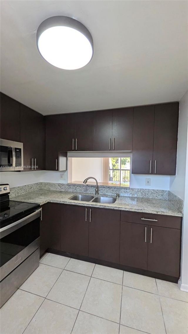 10865 SW 112th Ave , Unit 312, Miami, FL 33176 Photo