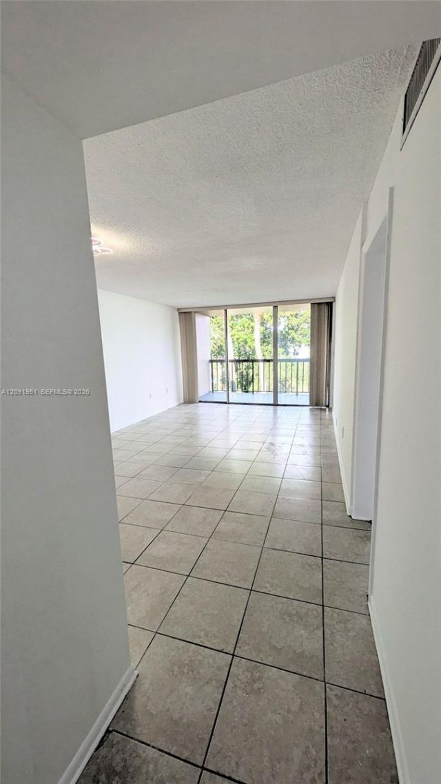 10865 SW 112th Ave , Unit 312, Miami, FL 33176 Photo