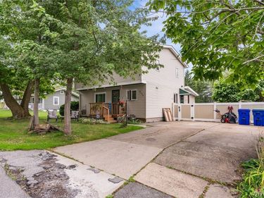 2173 Pleasant Avenue, Lake View, NY 14085